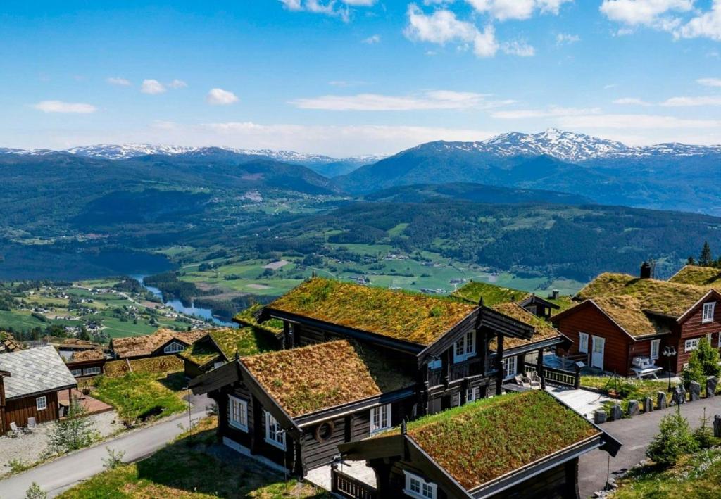 Log Cabin With Panoramic Views At Voss Resort, Skulestadmo