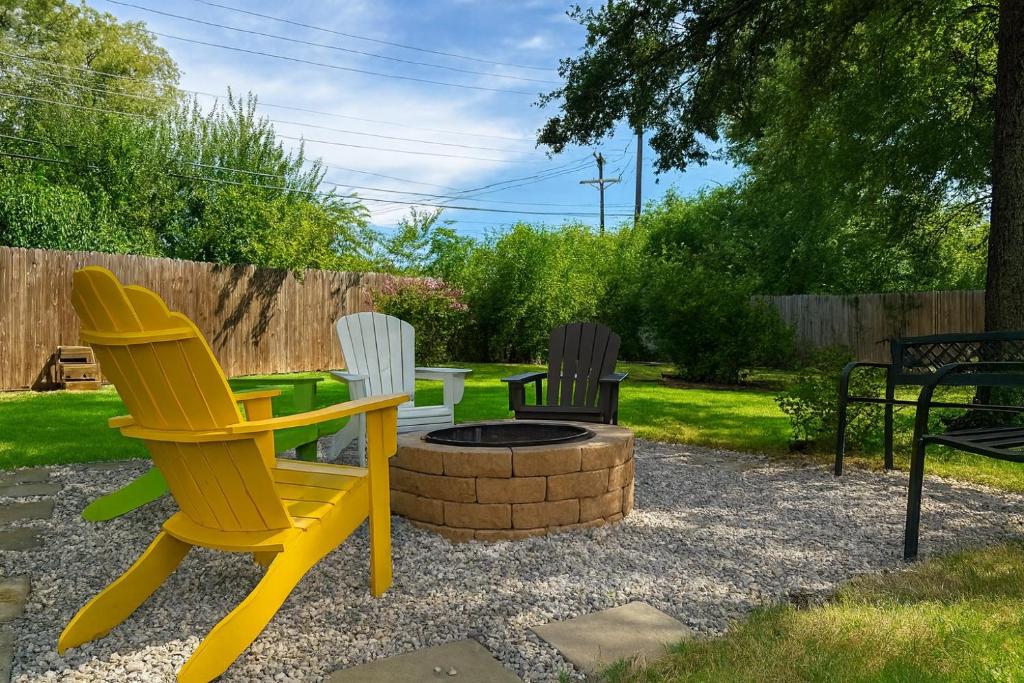 The Dallas Hub - Spacious 4BR - Prime location, Farmers Branch