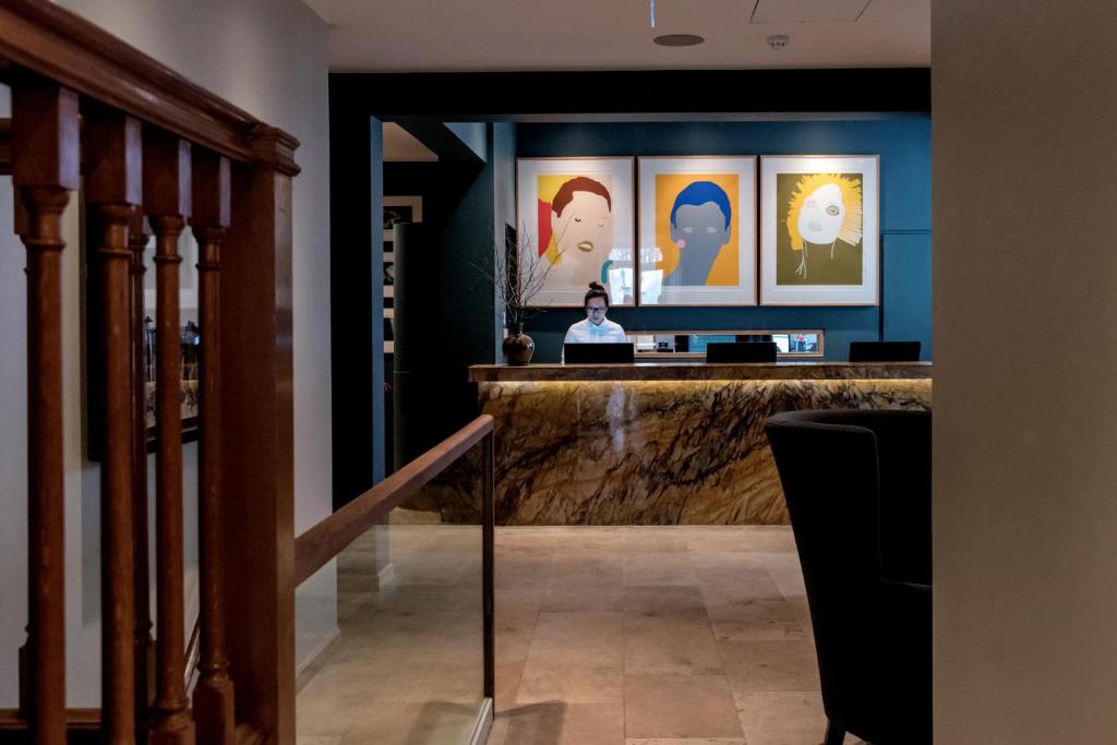 Old Bank Hotel photo