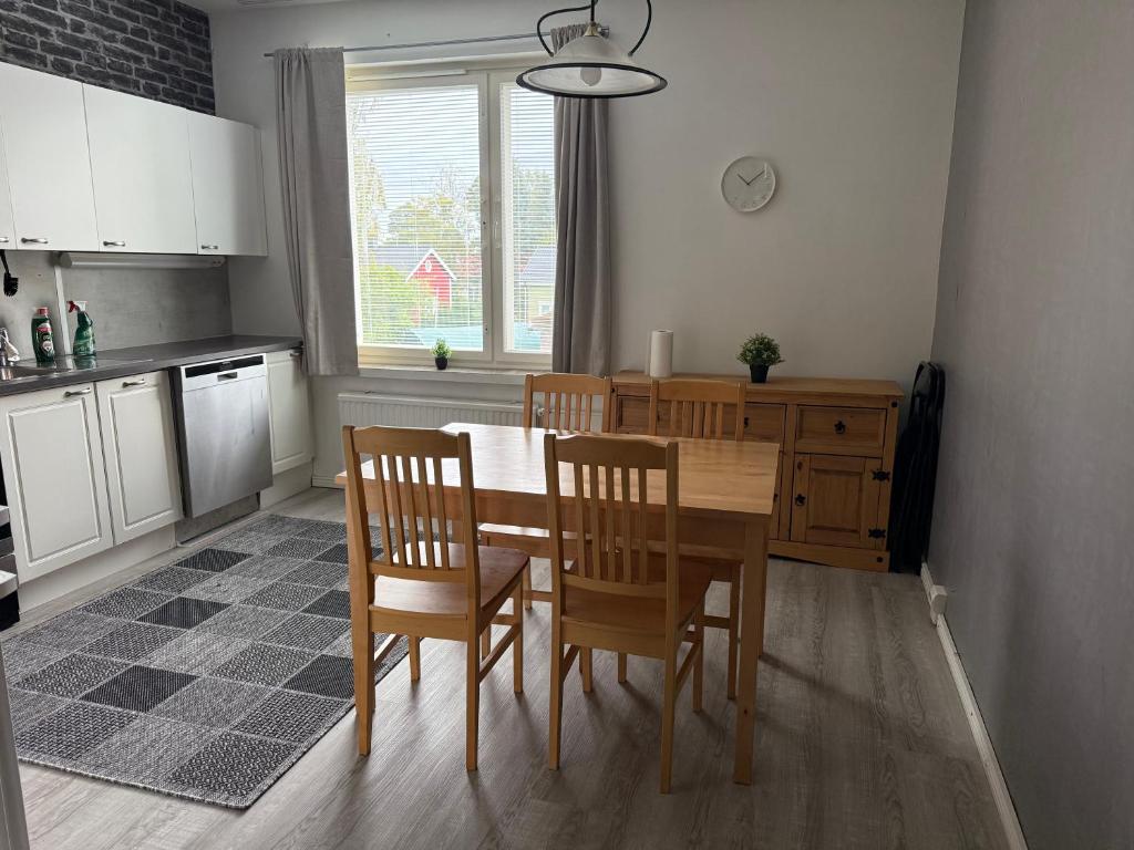 Hinkula - Syväraumankatu 35, Rauma