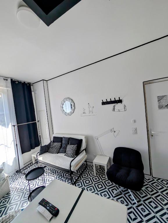 Atypique Studio avec terrasse - 5