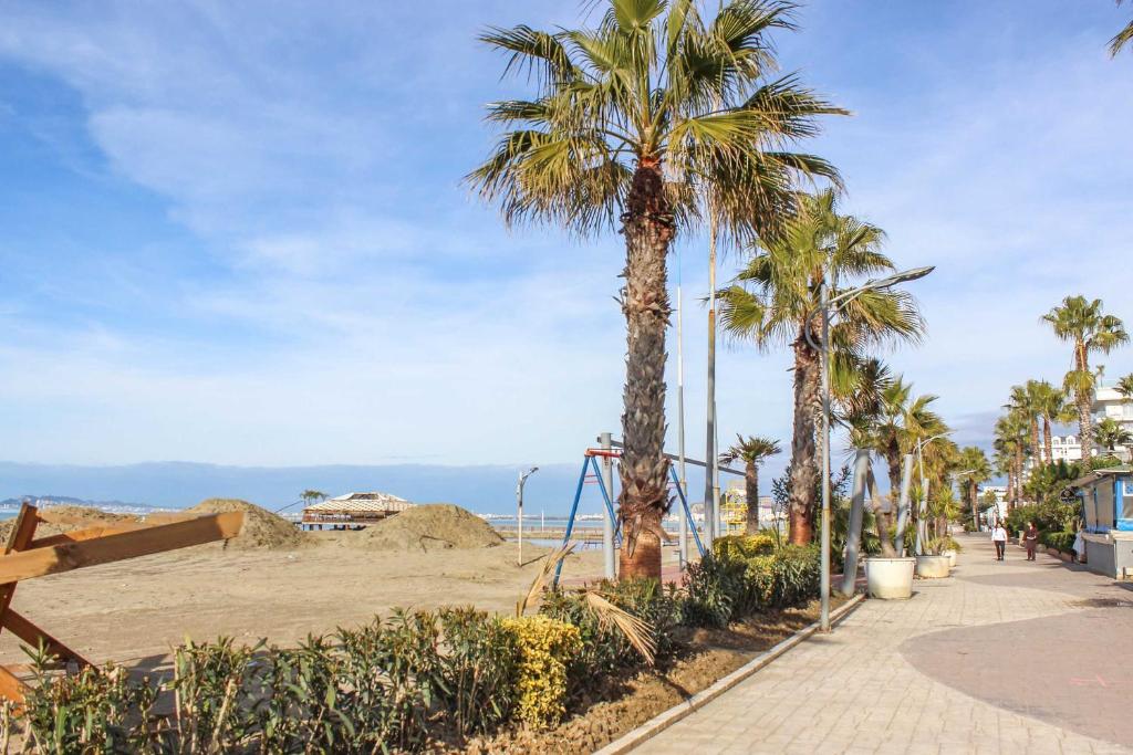 Adriatik Home, Golem