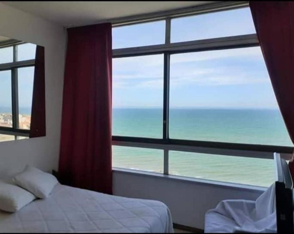 Edificio Playa Club Frente al Mar - 5