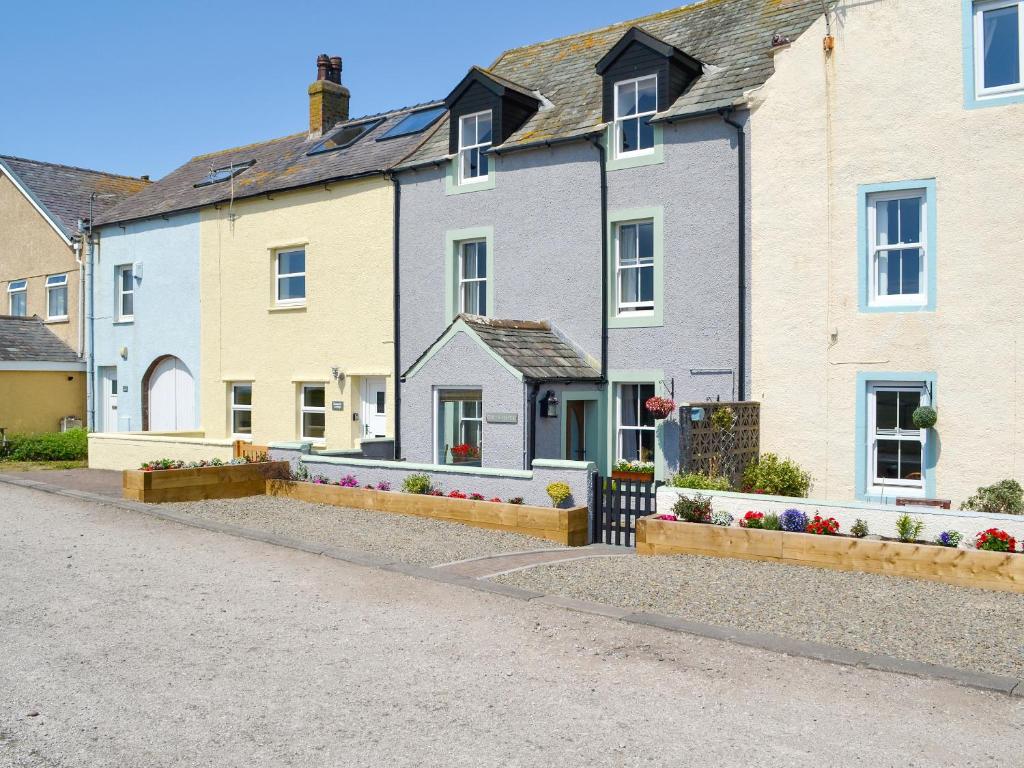 Gulls Hatch, Allonby