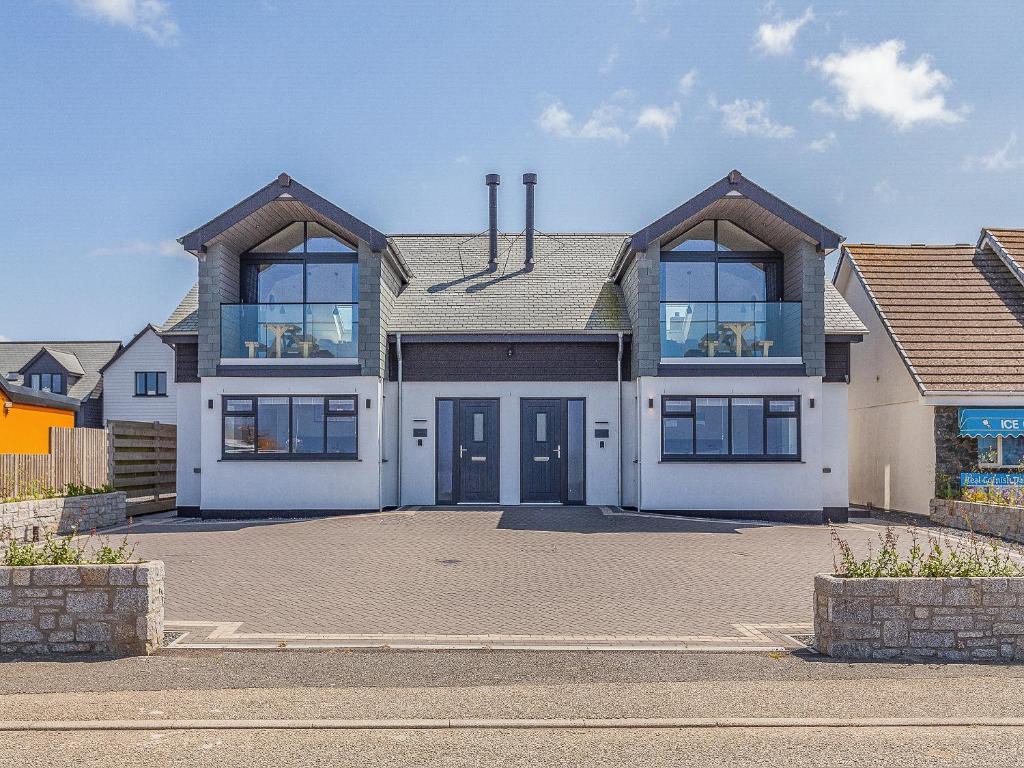 Scilla - Uk50179, Helston