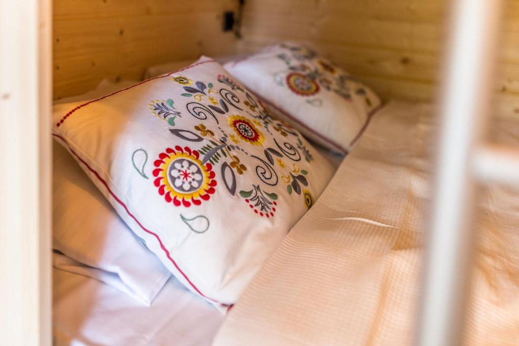 Ribno Alpine Glamping photo