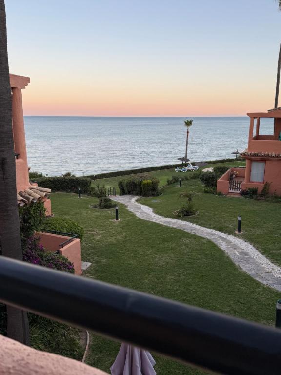 Beach House Bermuda Beach Estepona - 1