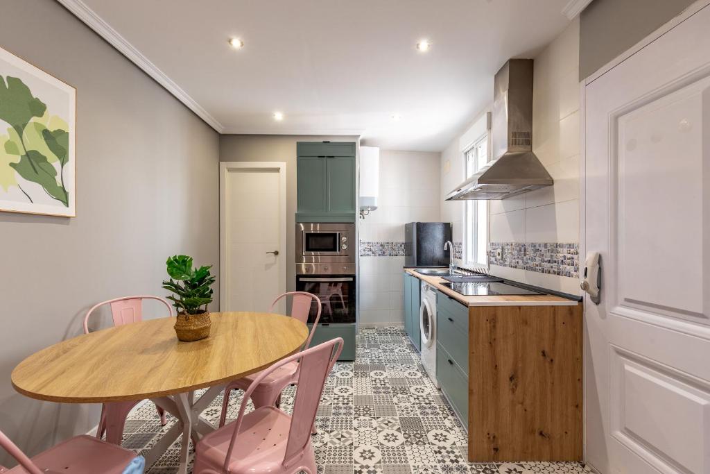 Townhouse near Plaza Castilla - Sahagún Apartment - 3