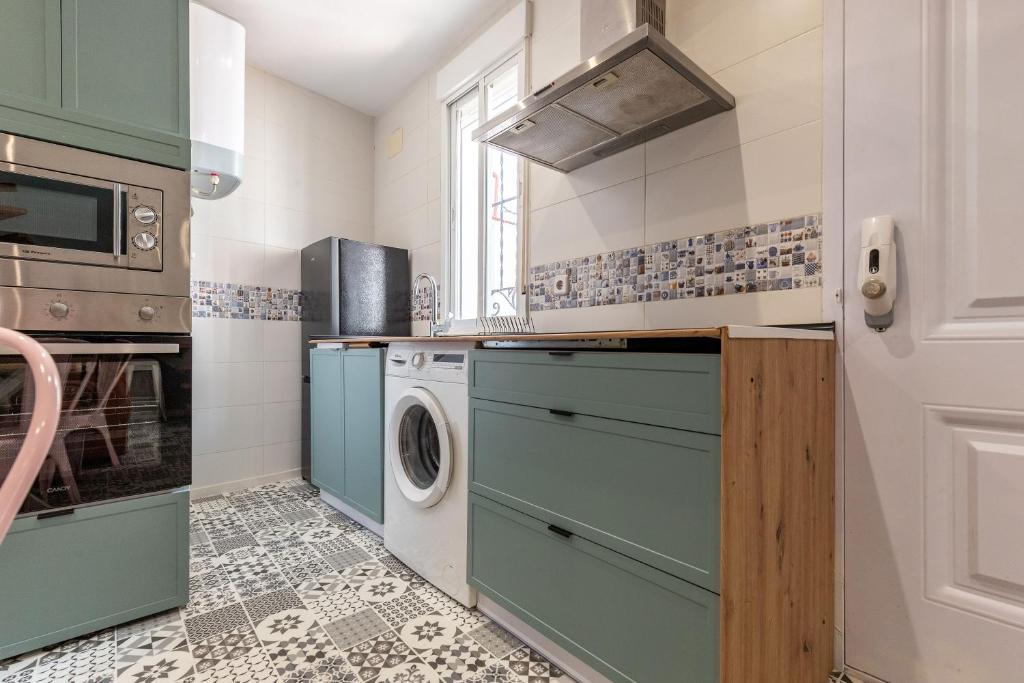 Townhouse near Plaza Castilla - Sahagún Apartment - 4