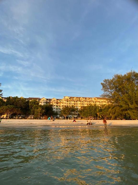 BAYU BEACH APARTMENT By FIONAMALIK GUESTHOUSES, Port Dickson