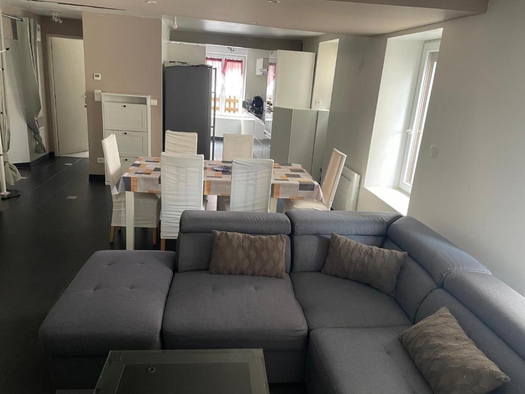 Escale de la Noix, appartement au pied du Vercors, LʼAlbenc