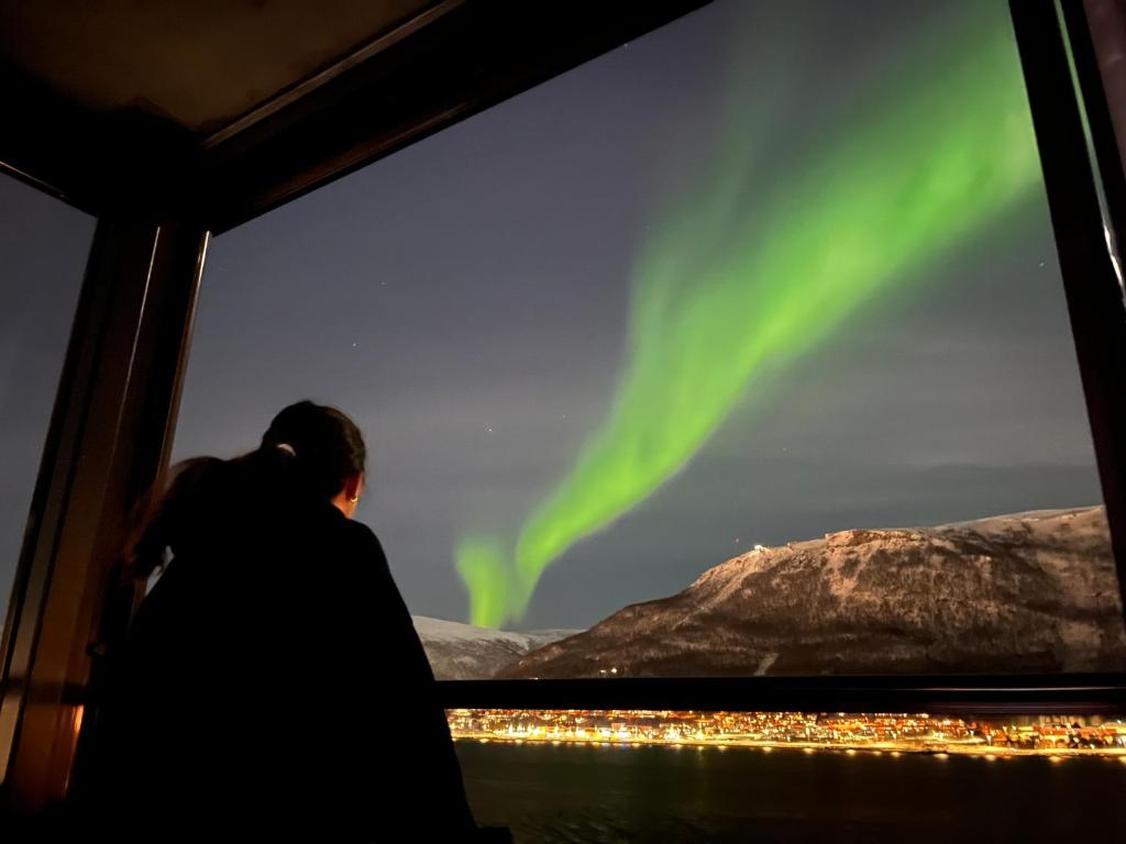 The Arctic Gaze with free parking, Tromsø