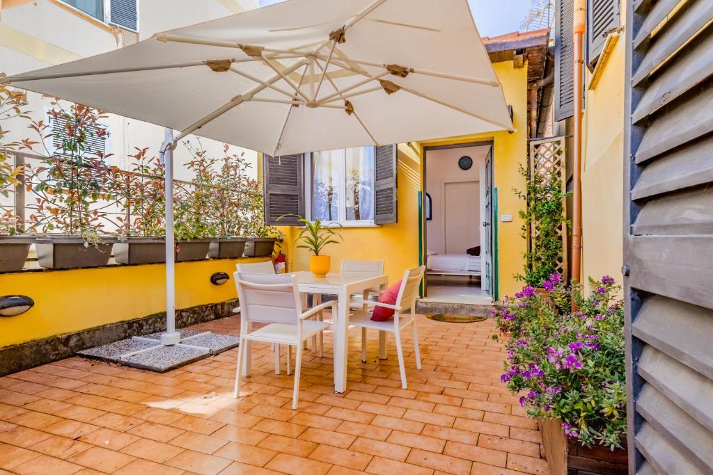 La Rosa Dei Papi, Řím