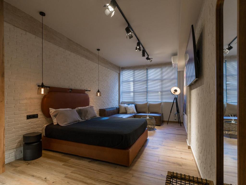 Bee plus by CityBee, Athen