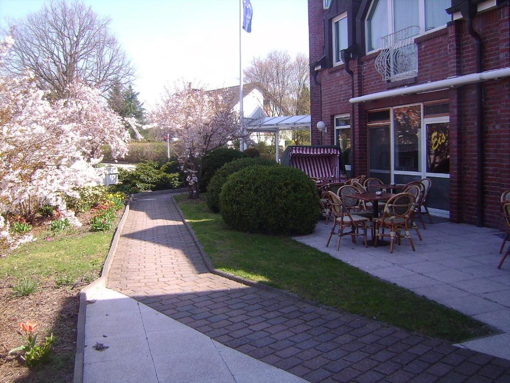 Hotel Stadt Norderstedt photo