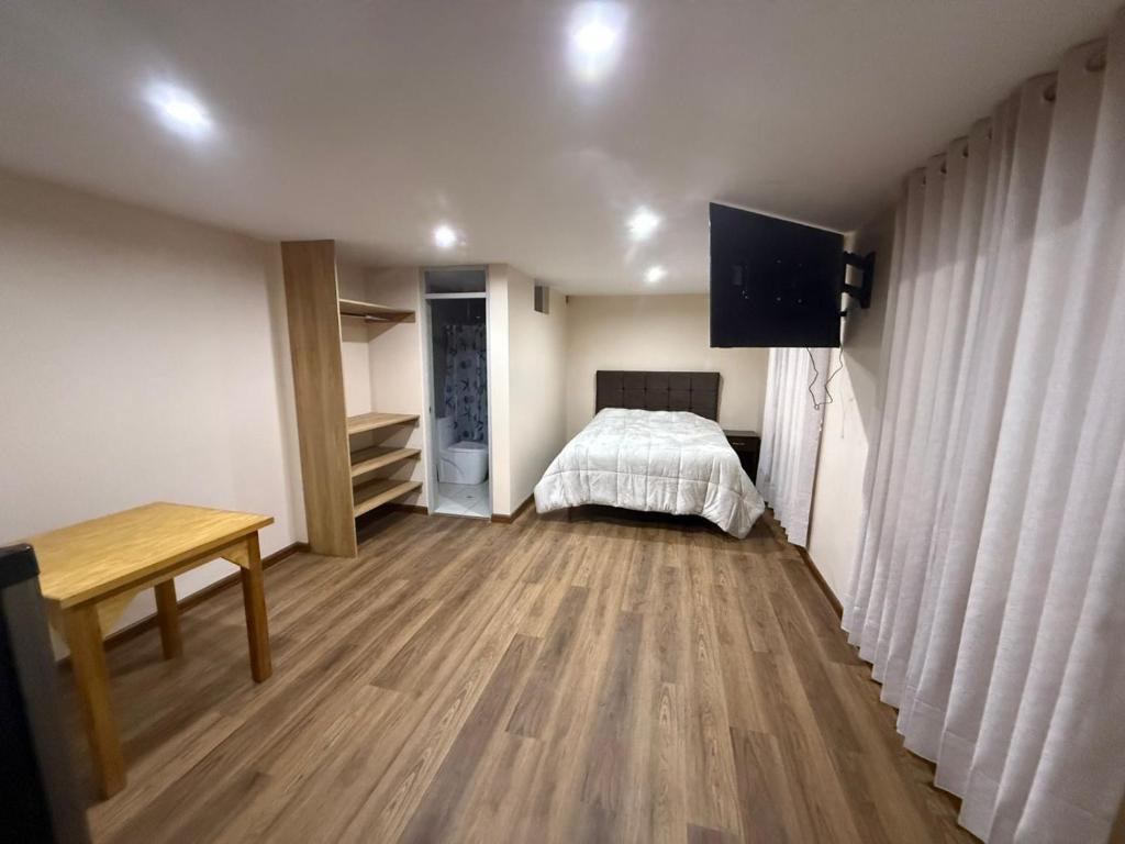 Vallecito Downtown Rooms - 3