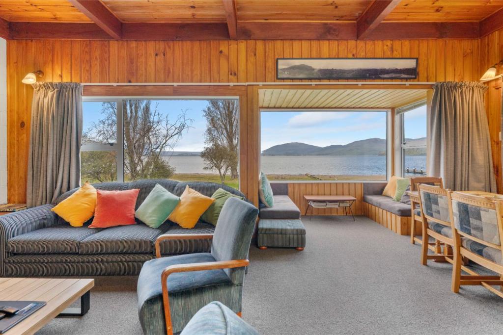 Kramphouse - Kuratau Holiday Home, Kuratau