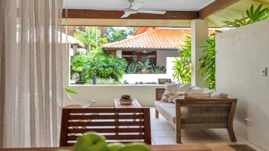 Surya 7 Port Douglas, Craiglie