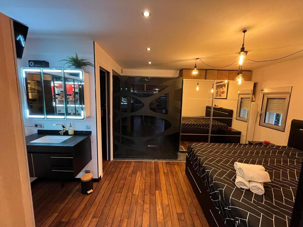 Villa-Port Nature-Village Naturiste-1 chambre - 3