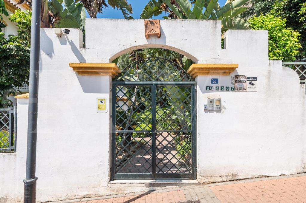 Apartment with terrace, pool and padel access REMS - 5
