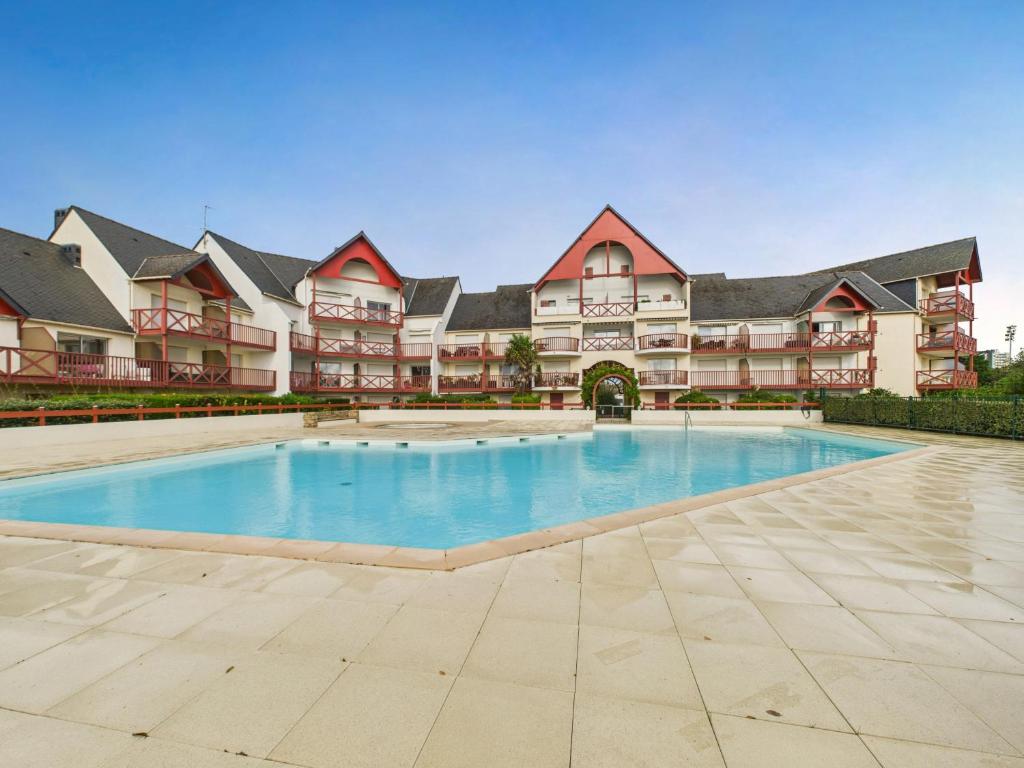 Appartement - balcon avec vue - piscine chauffée, Guérande