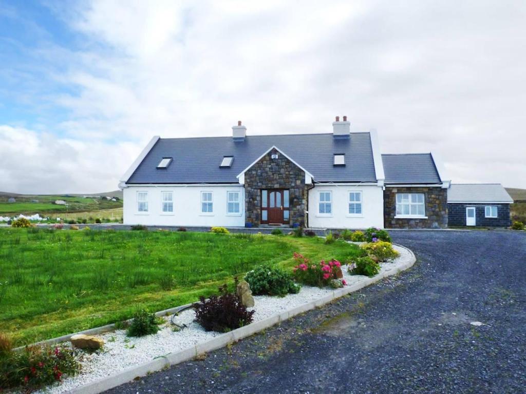5 Bed in Belmullet oc-ii07586, Barnatra