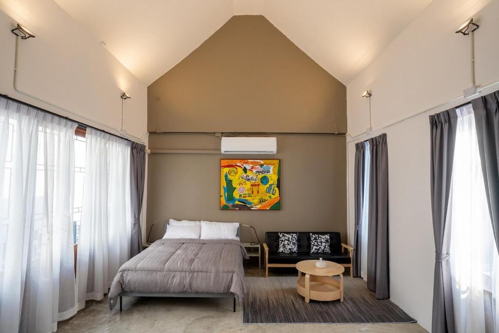 Crownex Studio Deluxe, Ban Nong Chaeng