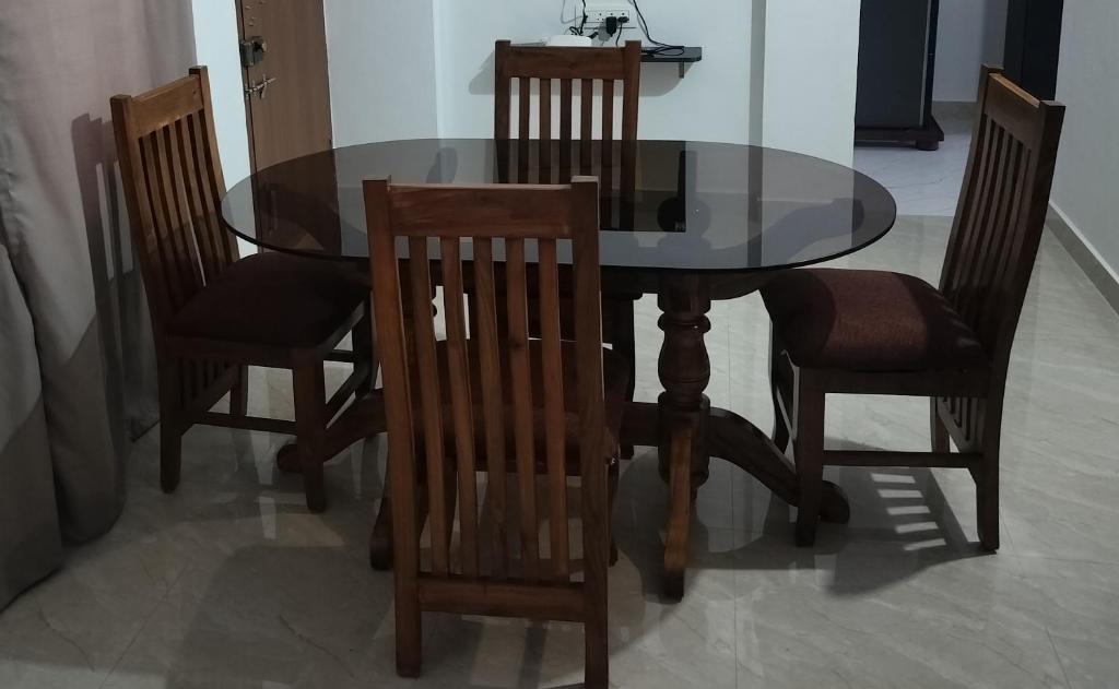 H M G service apartment, Sringeri