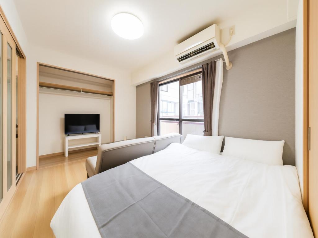 Shinjuku, 5min walk Higashi-Shinjuku Sta ,Kabukicho,KingBed, Switch,Wi-Fi ,PocketWiFi