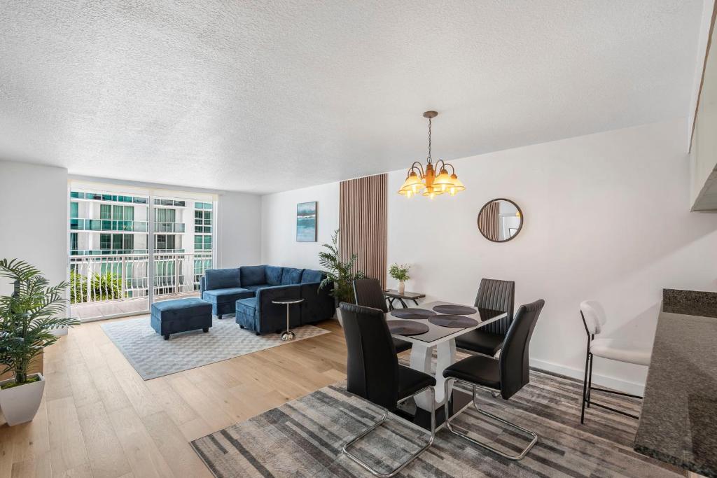 Enjoy Pool and Stunning City Views in Brickell, Miami