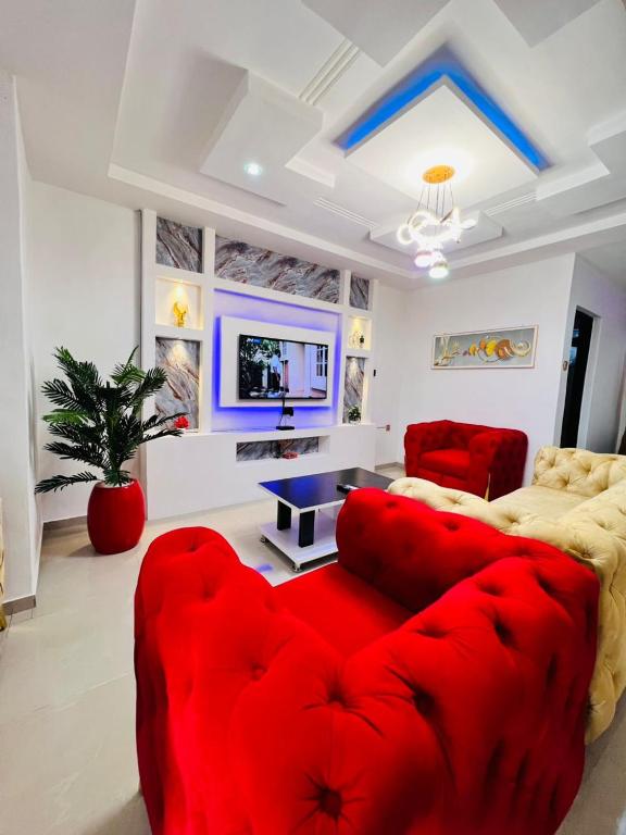 The BMC Place, Akinyele