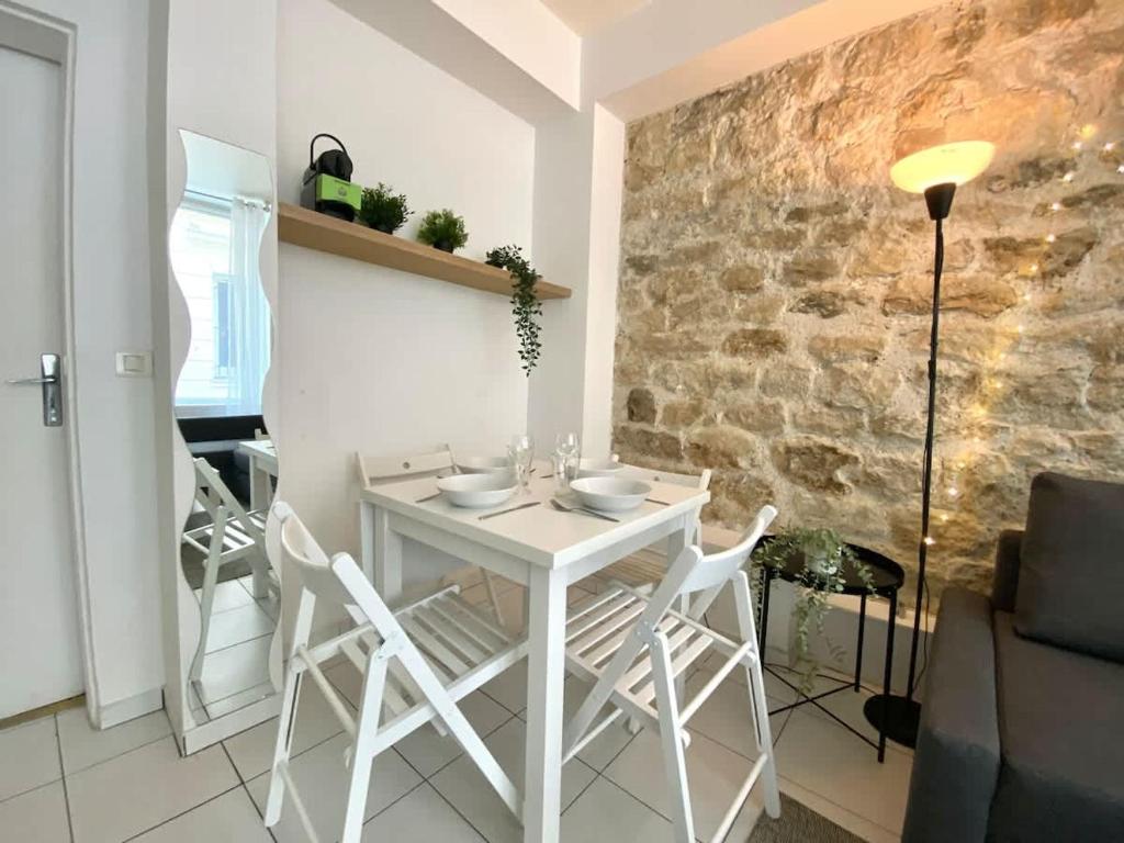Suite 100 Belmondo Cosy Apartment Paris Center - 2