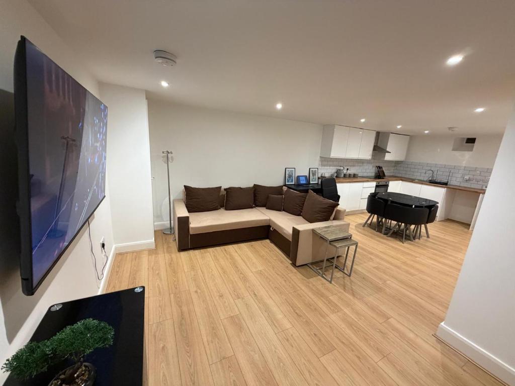 Ideal for Business & Corporate Stays, Eastbourne