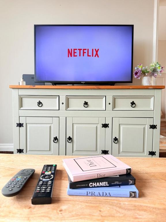 2 bedroom apartment & balcony Jewellery Quarter, Birmingham