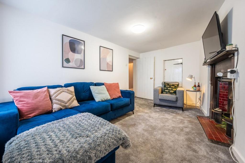 Chapel Lodge by Tŷ SA, Newport