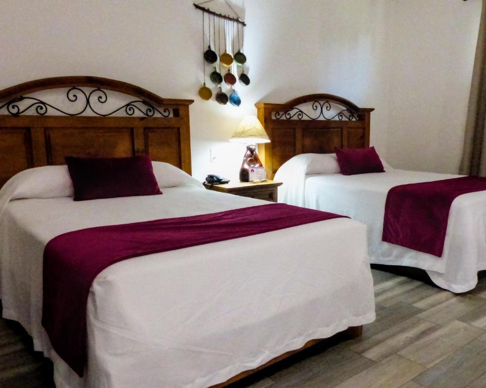 Hotel Hacienda Bugambilias La Paz - 2