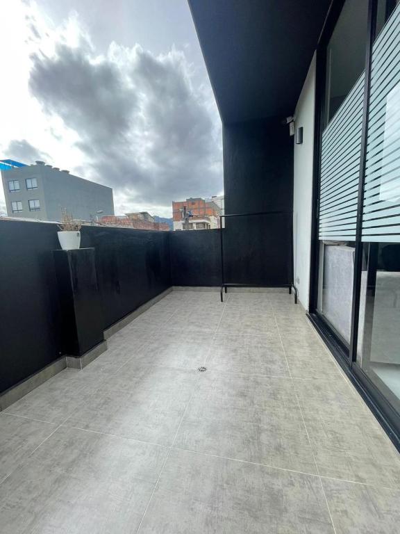 Apartamento de lujo con parqueadero privado excelente ubicacion Bogota - 3