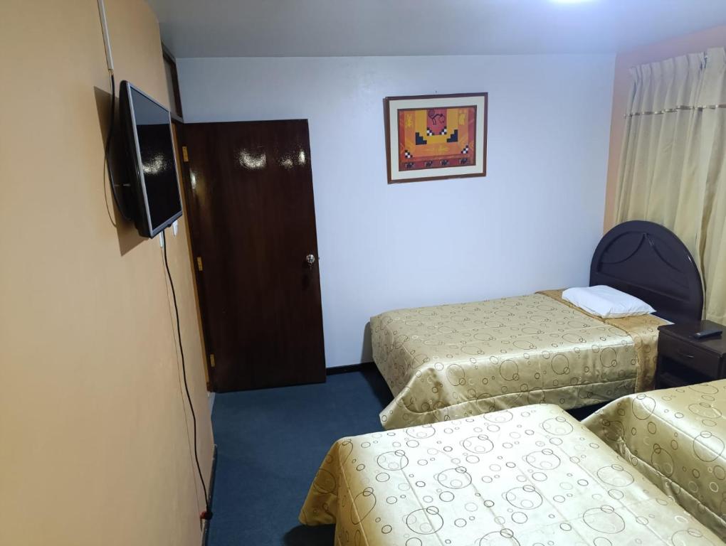Hotel Keros - 1