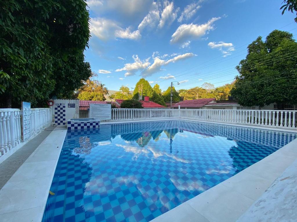 Casa Acaritama 4 - 3