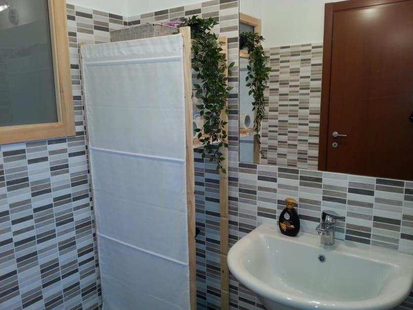 Three-room apartment in the central area - 2