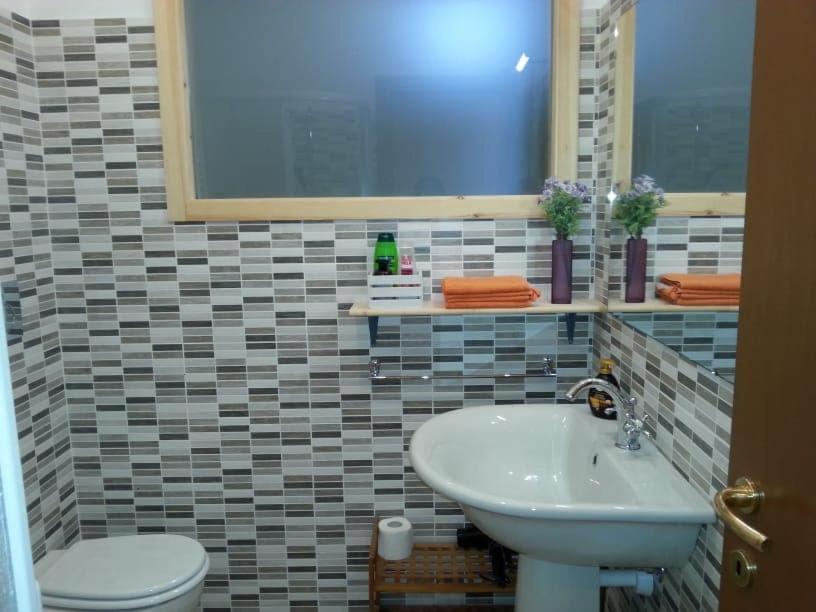 Three-room apartment in the central area - 3