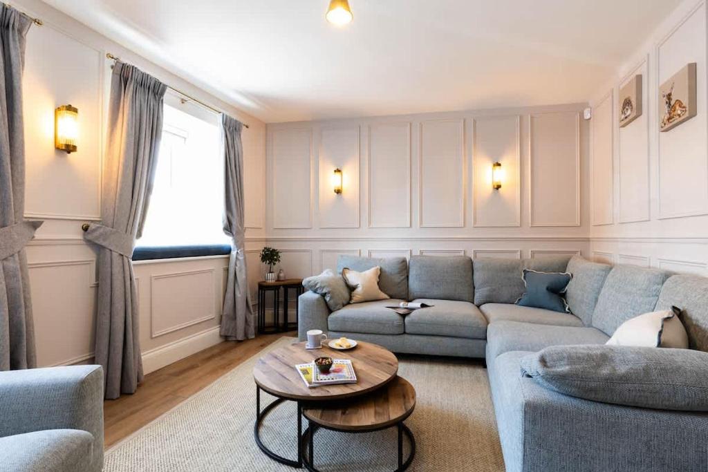 Castle View Cottage - HTub & EV Charging, Ayton