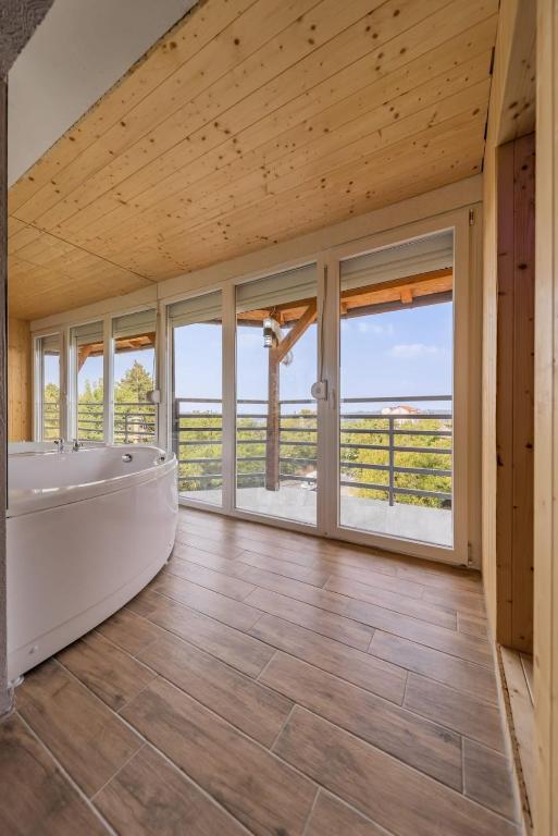 Forty One Luxury Spa - 4