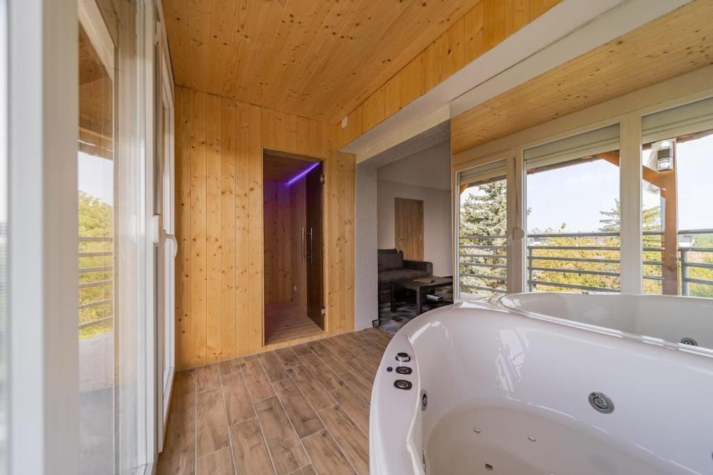 Forty One Luxury Spa - 5