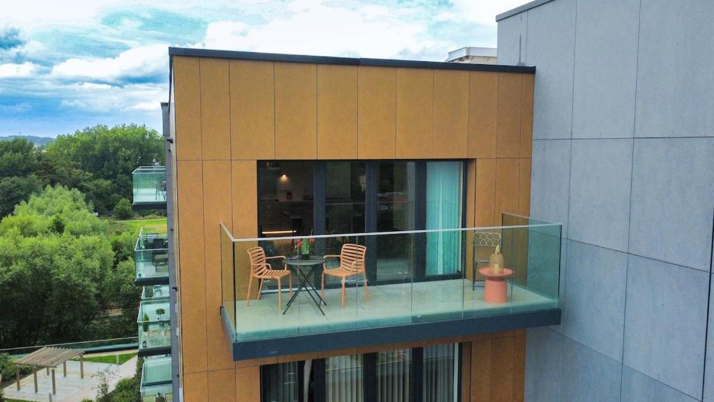 Stylish Essex Apartment, Balcony & Scenic Views, Harlow