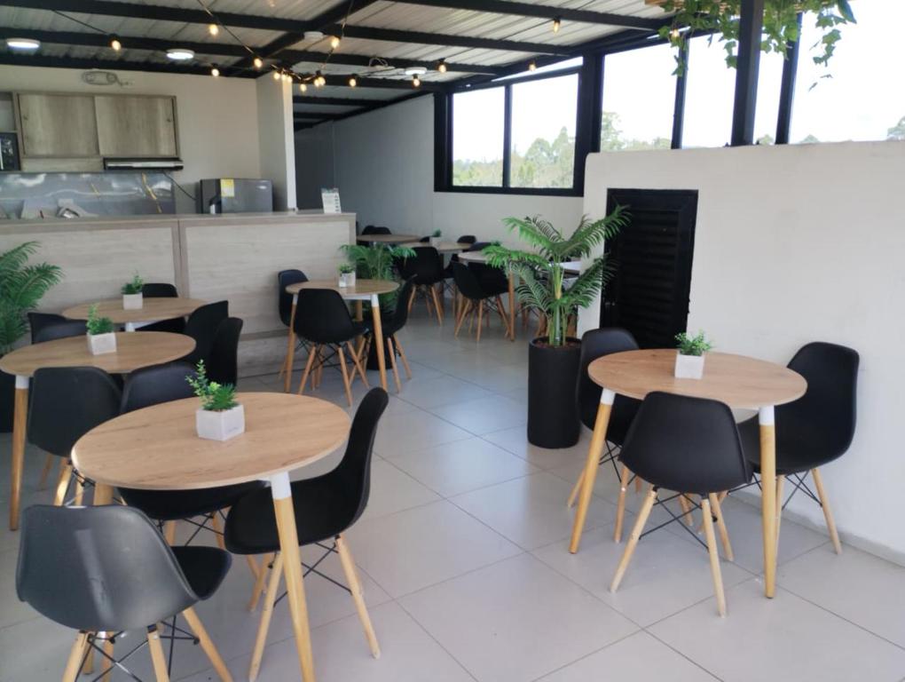 Hotel Med Llanogrande - 3