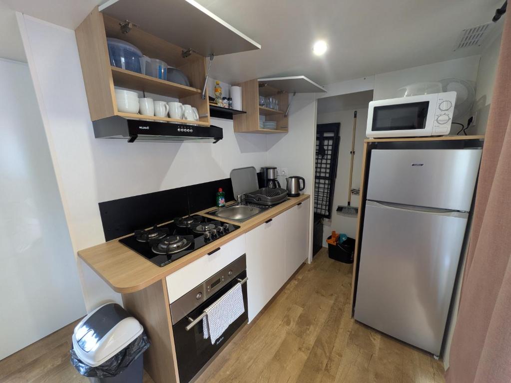 Mobil-Home 4-6 personnes camping 4 étoiles - 5