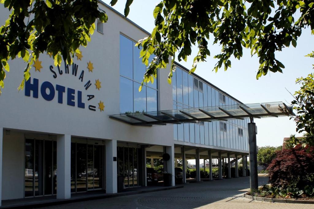 Hotel Schwanau garni photo