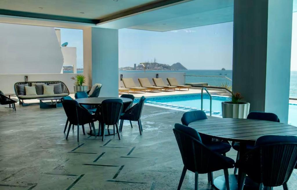 Sunlit & Sea View - 5