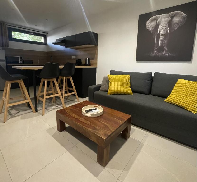 Logement neuf au centre de Martigues avec parking - 1